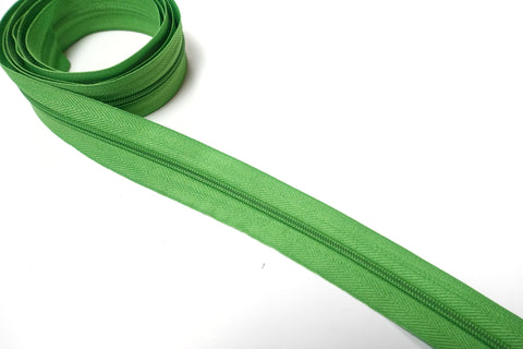 No3 Solid Coloured Nylon Zips Sold in Packs of 1 1/2 metre Lengths